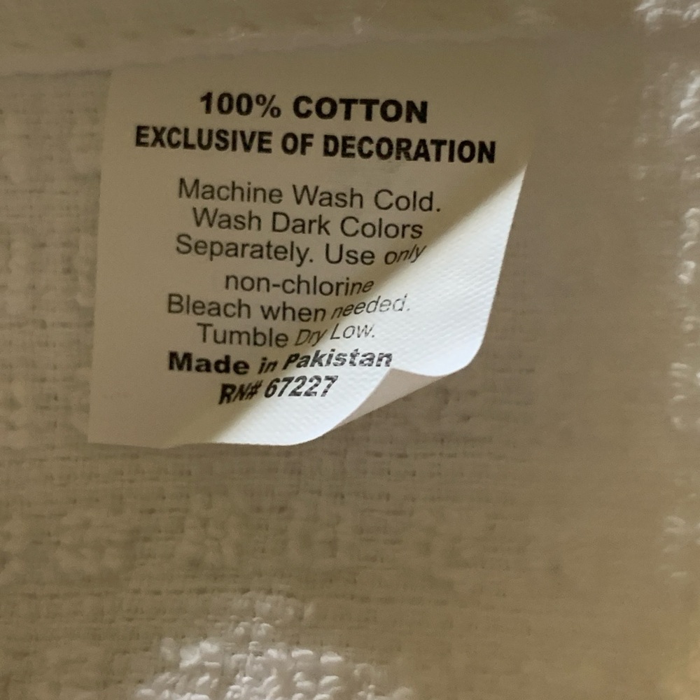 Kitchen Towels - Picture 3 of 3